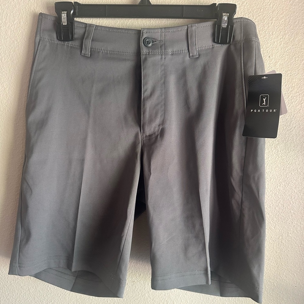 PGA Tour Men’s Charcoal Flat-Front Golf Shorts New with tags size 30